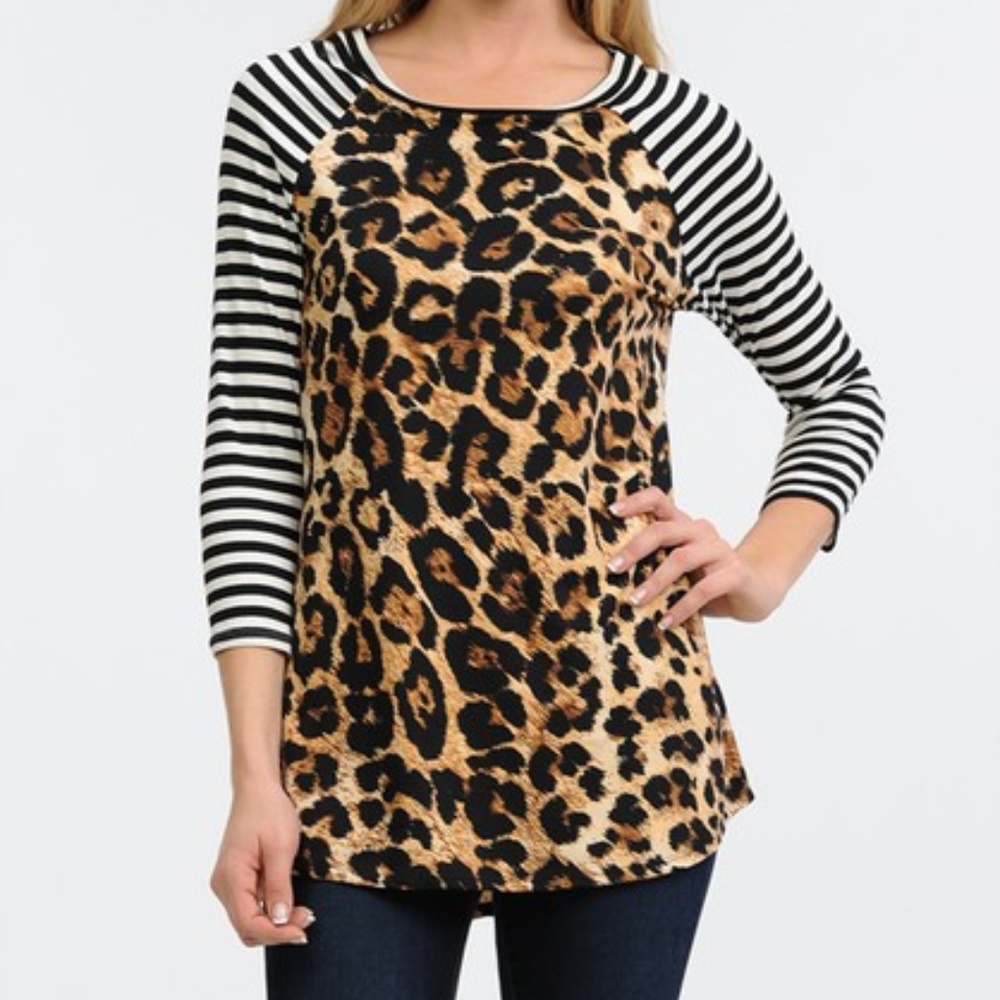 Vioelt Leopard Striped Baseball Tee